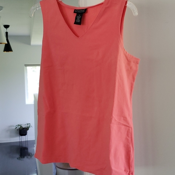 5 Tank Tops Size Medium (1 is a 10) - Picture 2 of 12